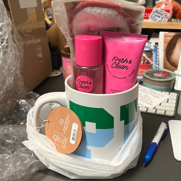 PINK Victoria's Secret Other Nwt Victoria Secret Pink Mug Set With